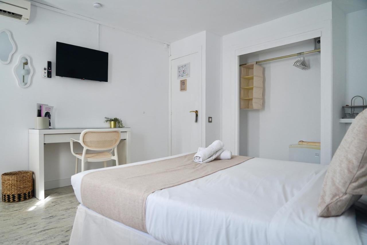 Hotel Aldara Sitges Extérieur photo