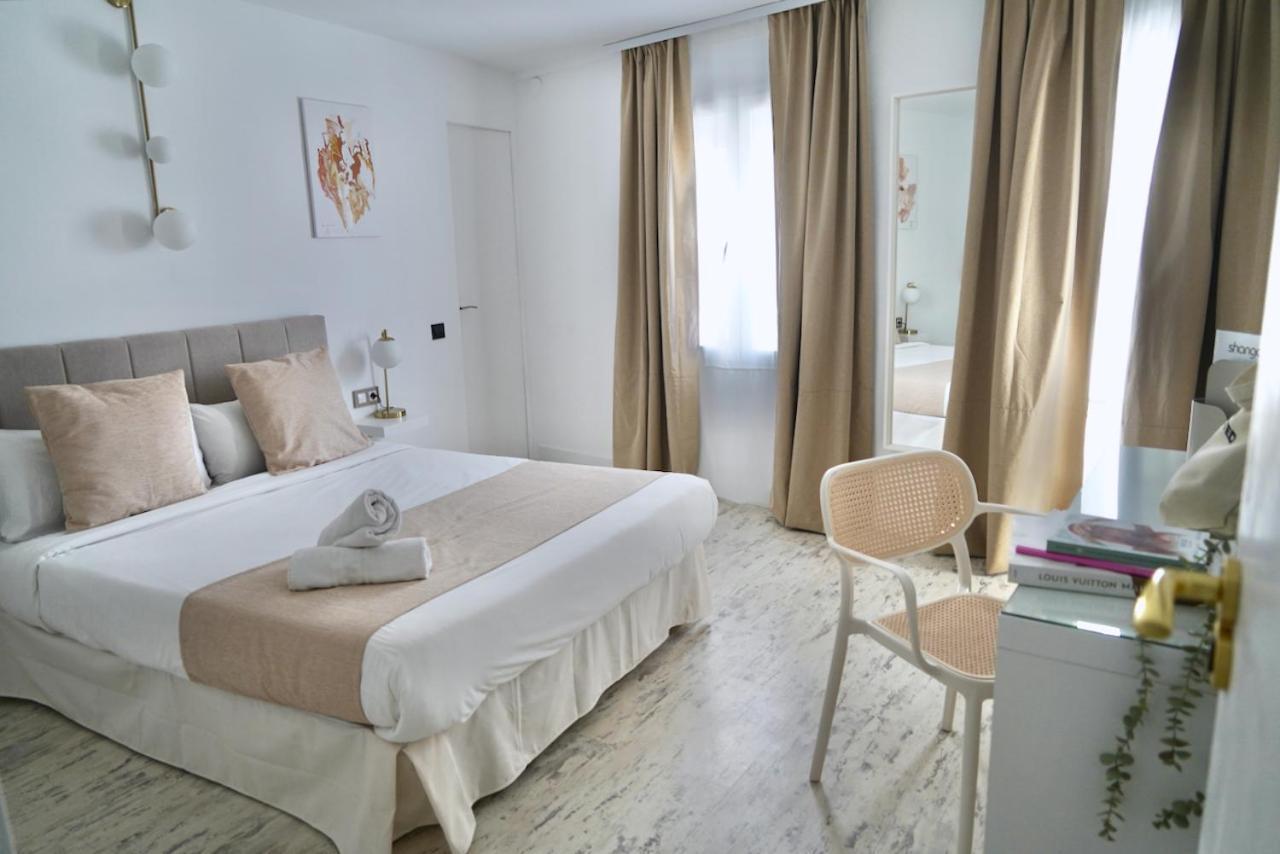 Hotel Aldara Sitges Extérieur photo