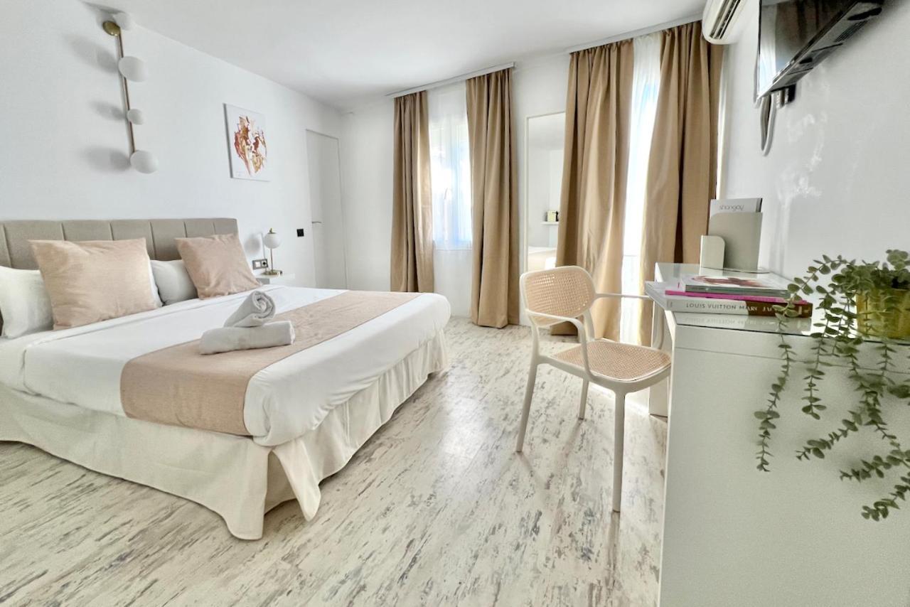 Hotel Aldara Sitges Extérieur photo
