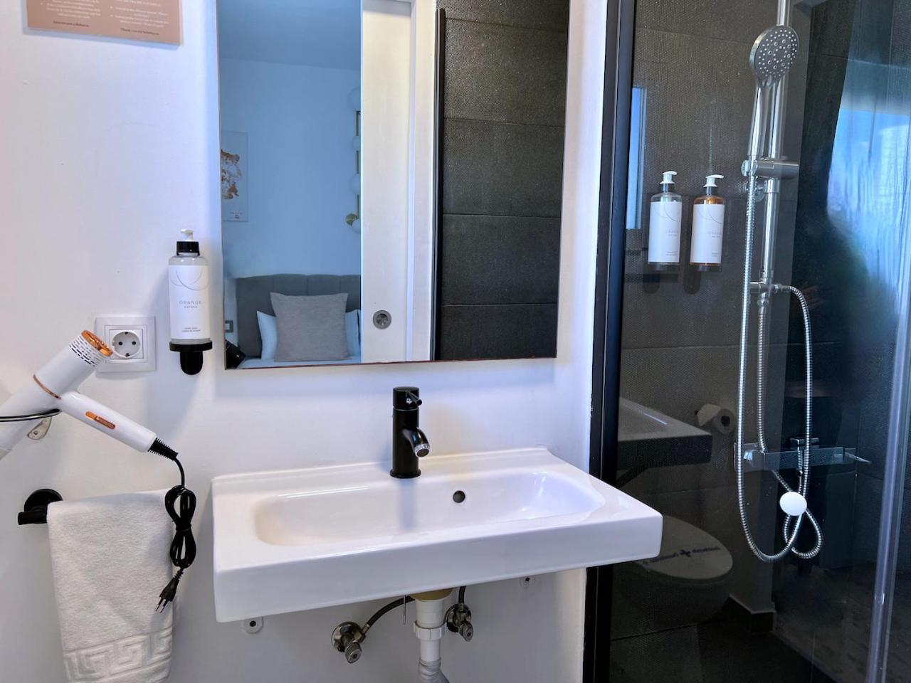 Hotel Aldara Sitges Extérieur photo